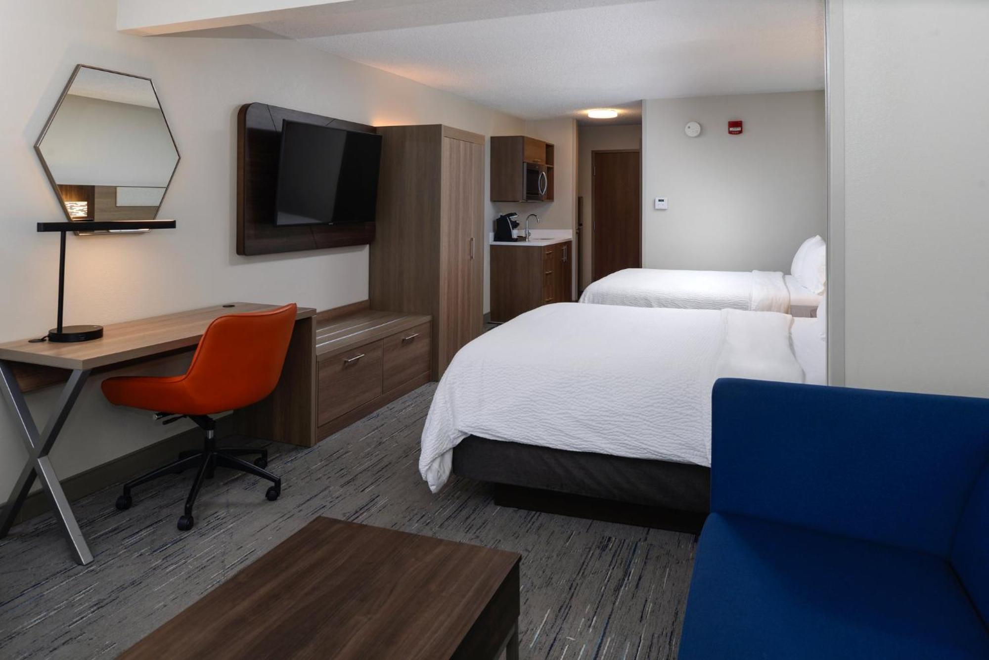 Holiday Inn Express Hotel And Suites Marysville By Ihg Exterior foto